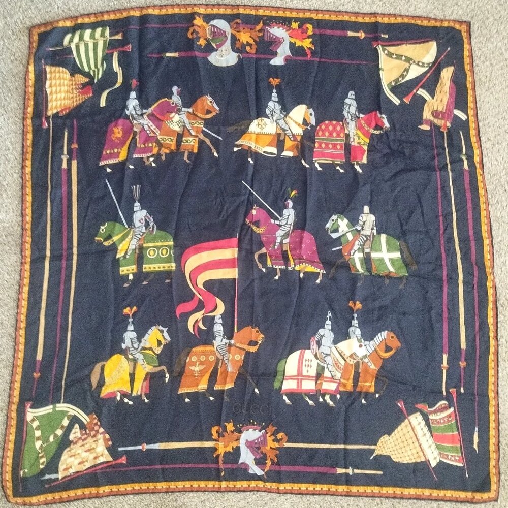 Vintage GUCCI British Armour Soldiers On Horses Equestrian Navy Silk Scarf